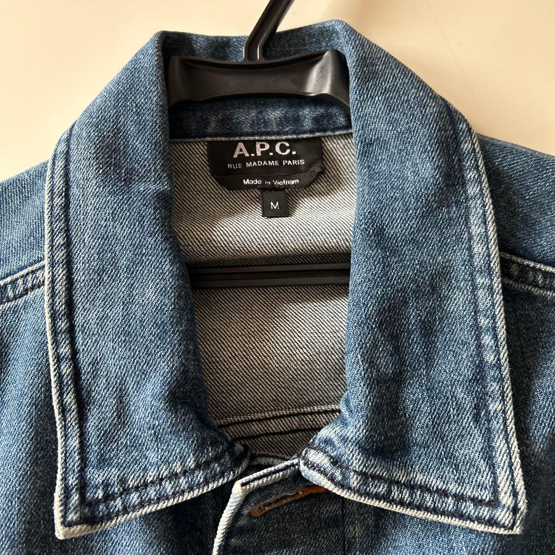 A.P.C. ブルーデニムジャケット
