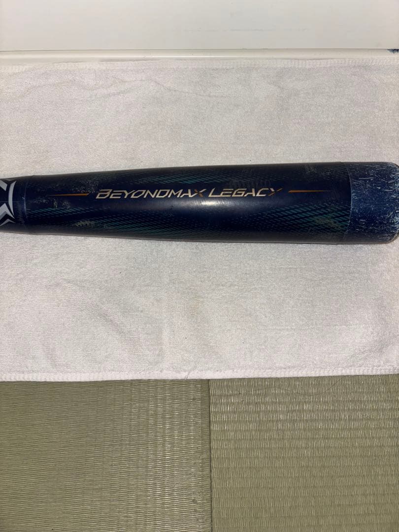 BEYOND MAX LEGACY 軟式バット　78センチ　570g平均