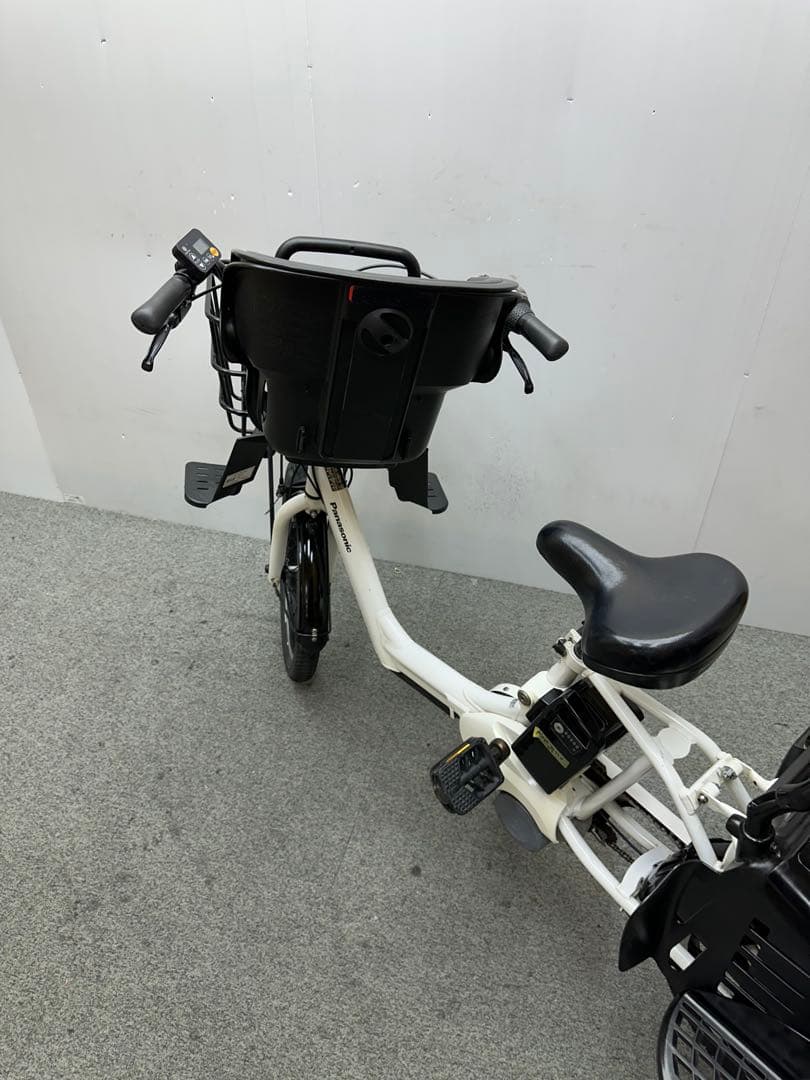 人気な車種　パナソニックギュットアニーズ　3人乗り　チャイルドシート付き　買い得