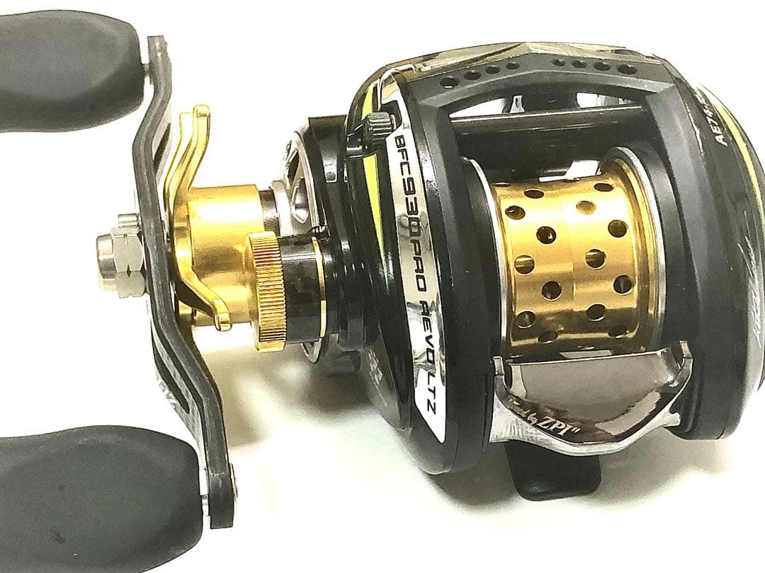 アブガルシア　レボＬＴＺ左 ＡＥ７４ ＺＰＩ　ＢＦＣ９３０ＰＲＯｉｋコンビ　今江