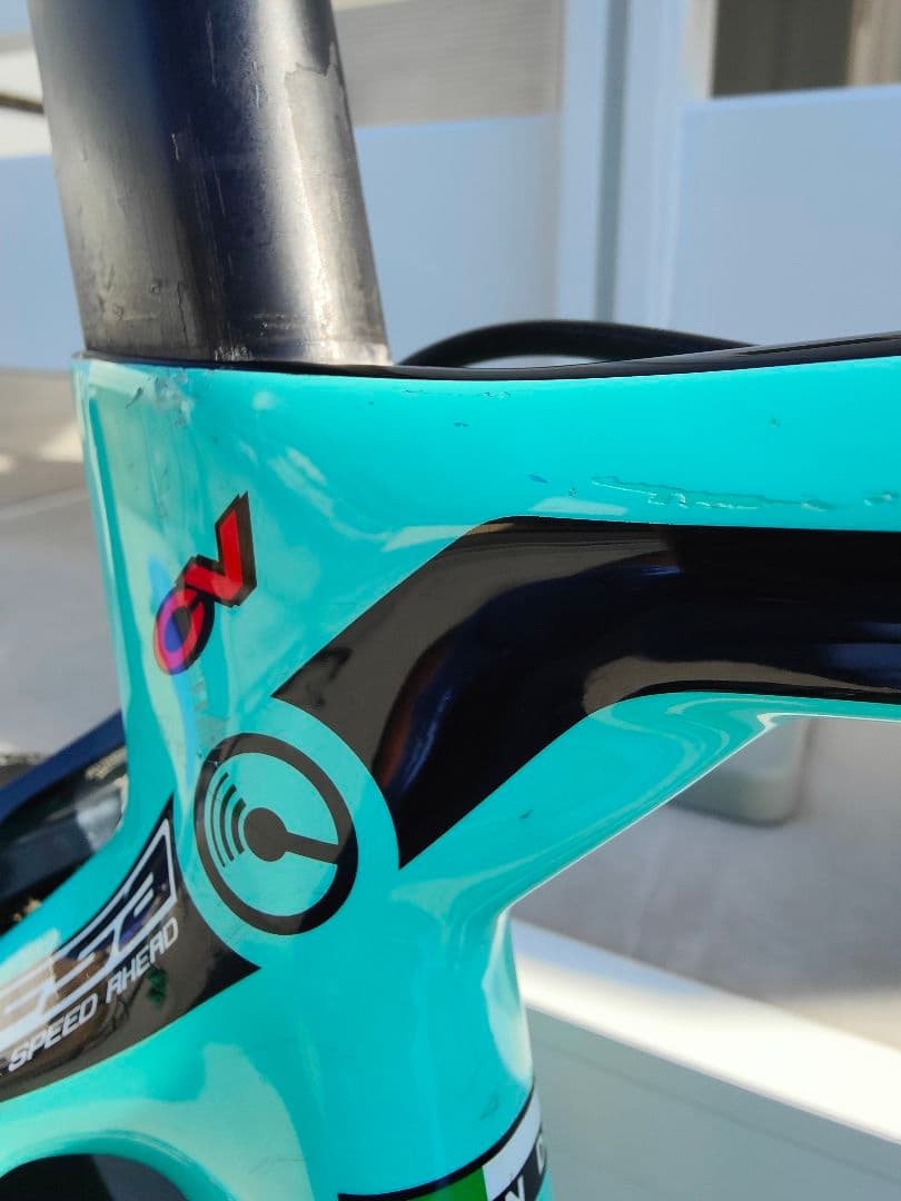 ロードバイクBIANCHI OLTRE XR4 ビアンキ 良品☆