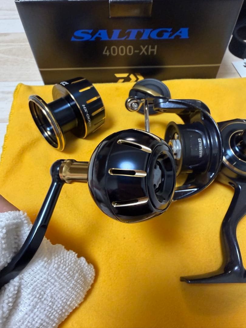 ダイワ スピニングリール 23ソルティガ 4000-XH