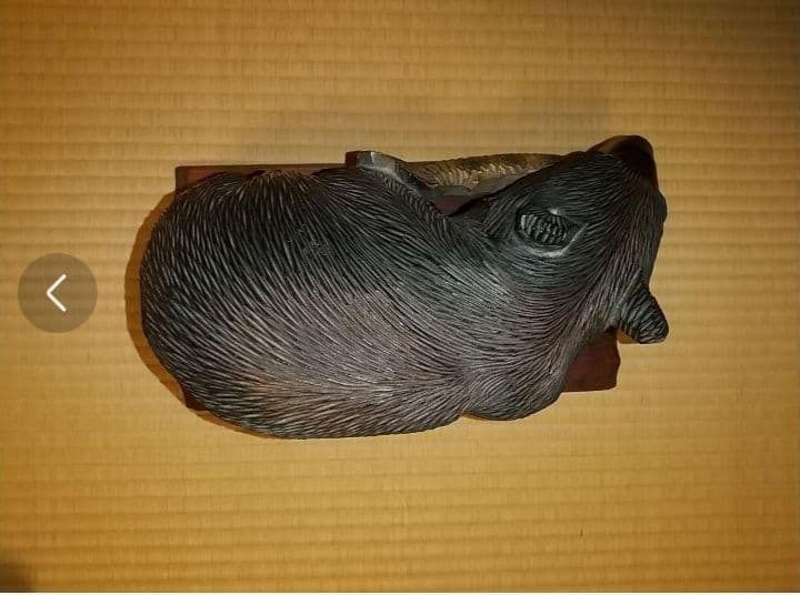 熊　木彫り　一本彫り　置物　北海道