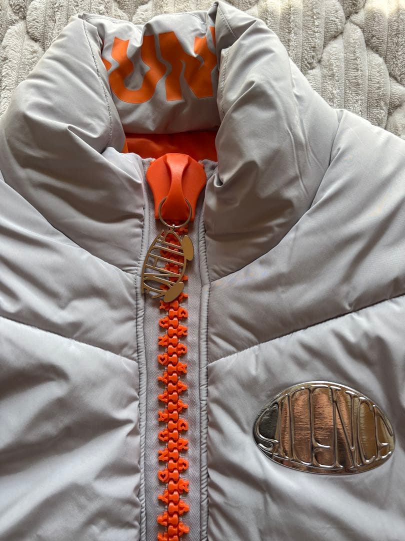 vaundy Logo Down Vest Lサイズ　中古　ダウンベスト