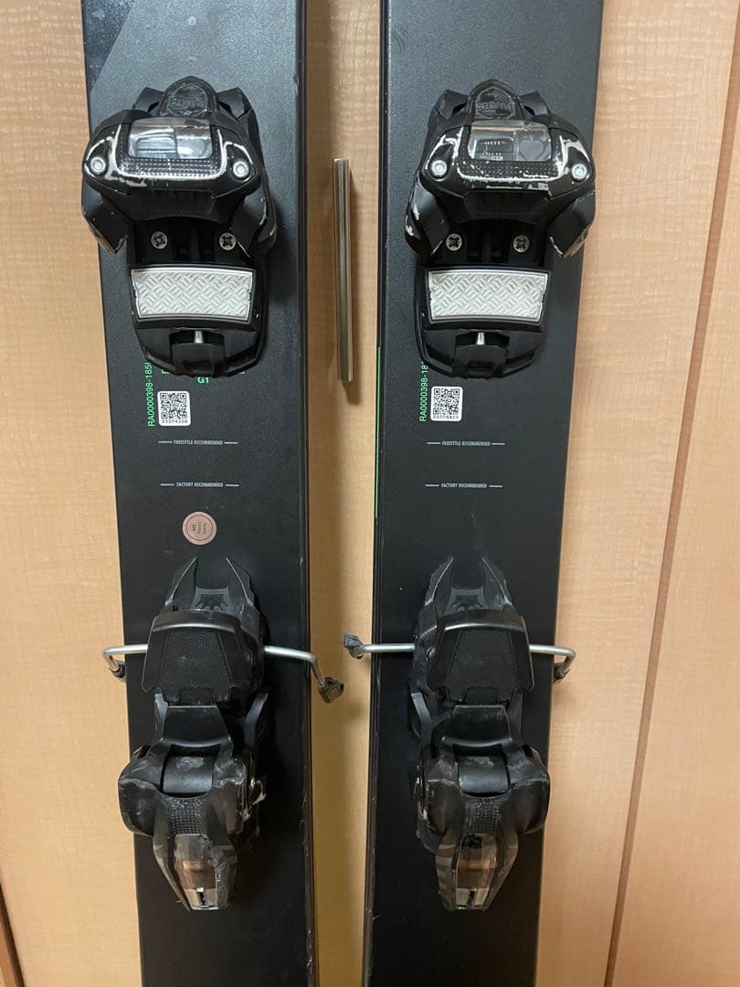 スキー ARMADA arv jj ul 185cm