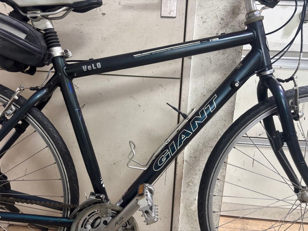 GIANT VELO クロスバイク ダークブルー（ネイビー）