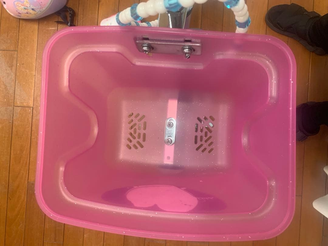 【引き取り限定】美品！ゆめラブ18型　新品ヘルメット、プロテクター
