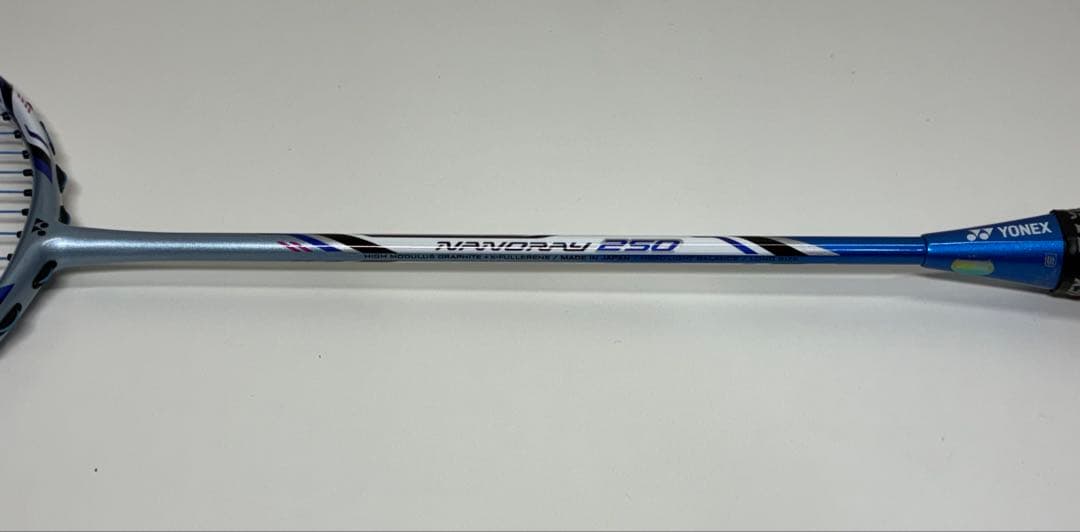 YONEX ヨネックス バトミントンラケットNANORAY 250 4UG5