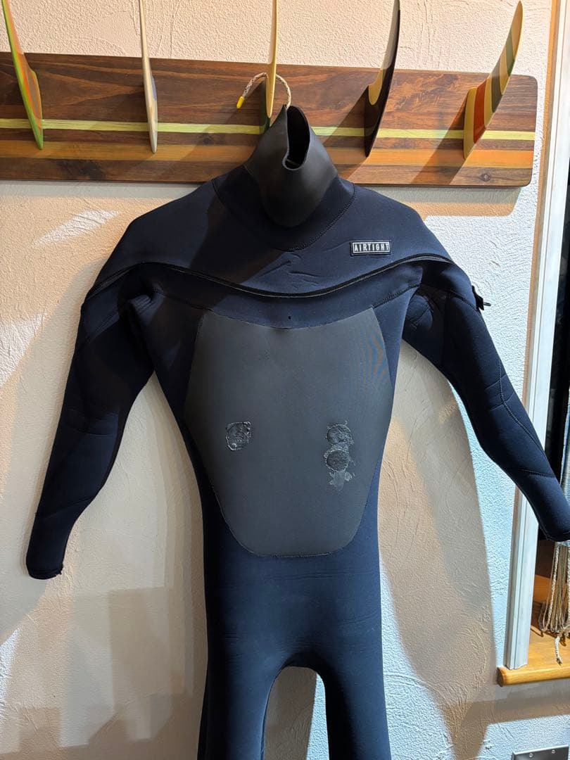 AIRTIGHT セミドライスーツ5mm、3mm