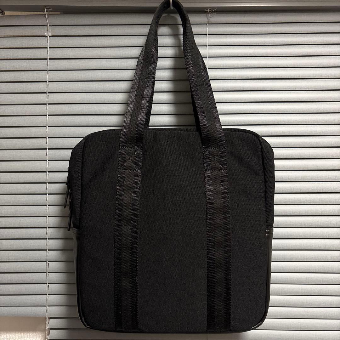 FRED PERRY スクエアトートバッグ レザー