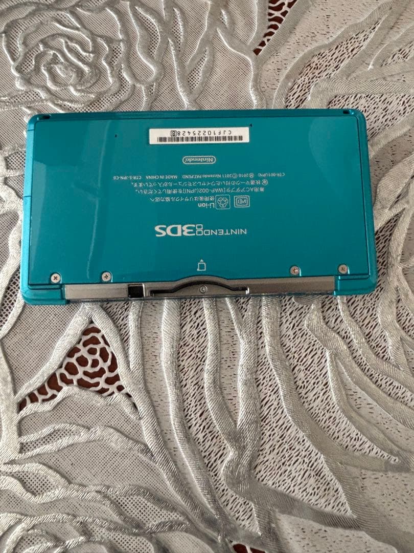 ニンテンドー3DS 本体 + ソフト2本 + 説明書