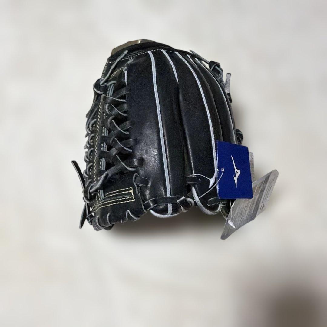 定価税込50600円！ミズノグローバルエリート　硬式　内野手用新品未使用袋付