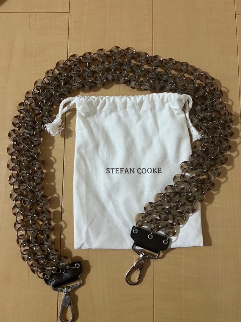 Stefan Cooke STRAP ボタンショルダーストラップ