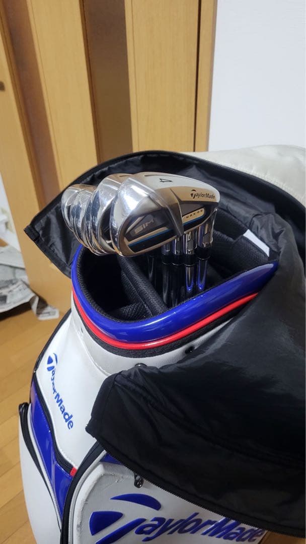 テーラーメイド　SIMアイアン キャディバック　セット