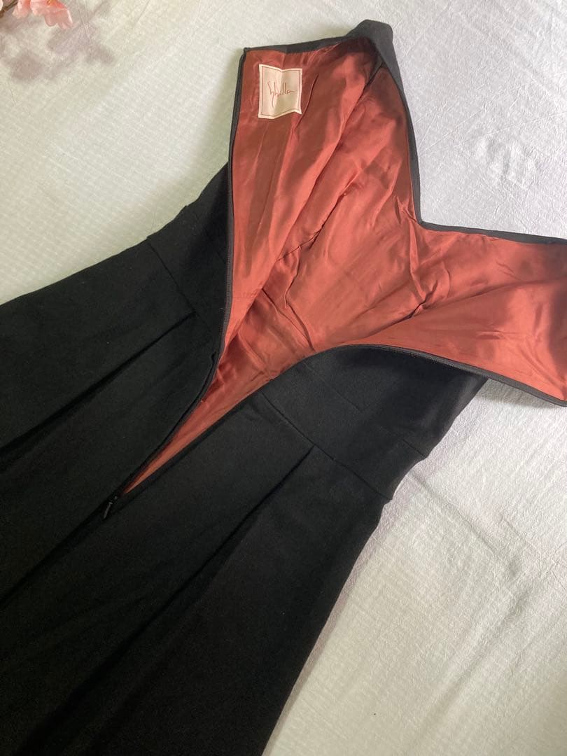 美品希少Sybillaシビラ上品刺繍ロングワンピース毛M ブラック系細身