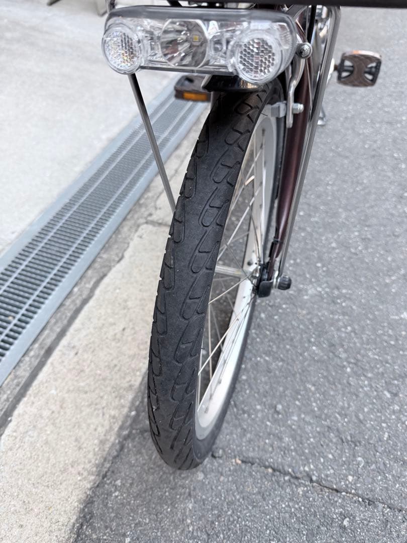 大阪府　ヤマハ　電動アシスト自転車 ブラウン 前バスケット付き　20インチ