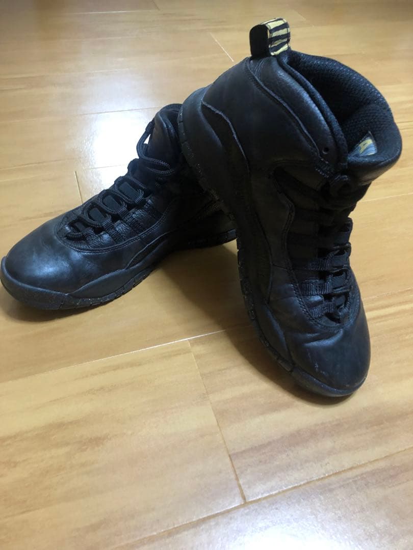 Air Jordan 10 NYC ブラックシューズ