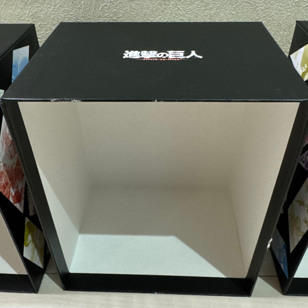 進撃の巨人 単行本　収納ボックス　全巻収納BOX