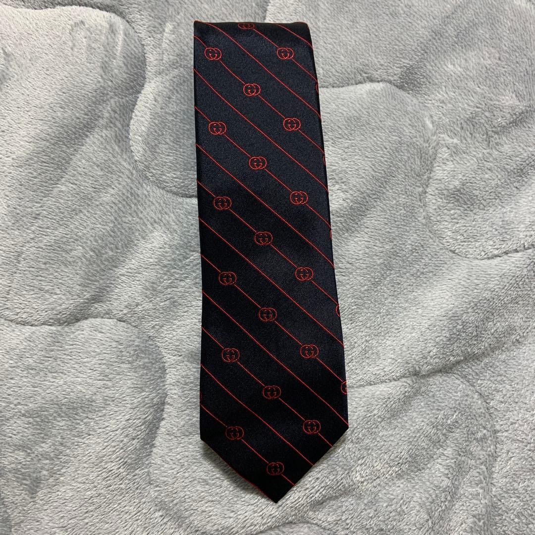 Gucci シルク ネクタイ ブラック レッド
