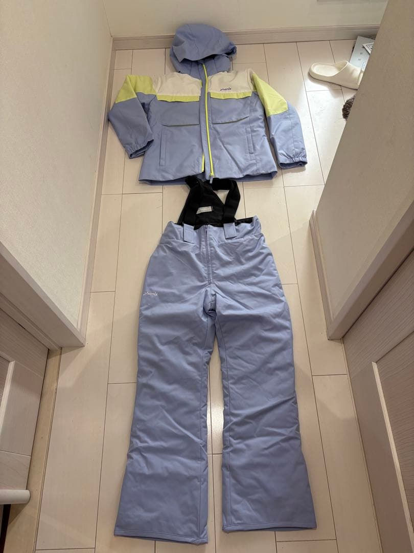 美品　PHENIX ジュニア　スキーウェア　パステルカラー　150
