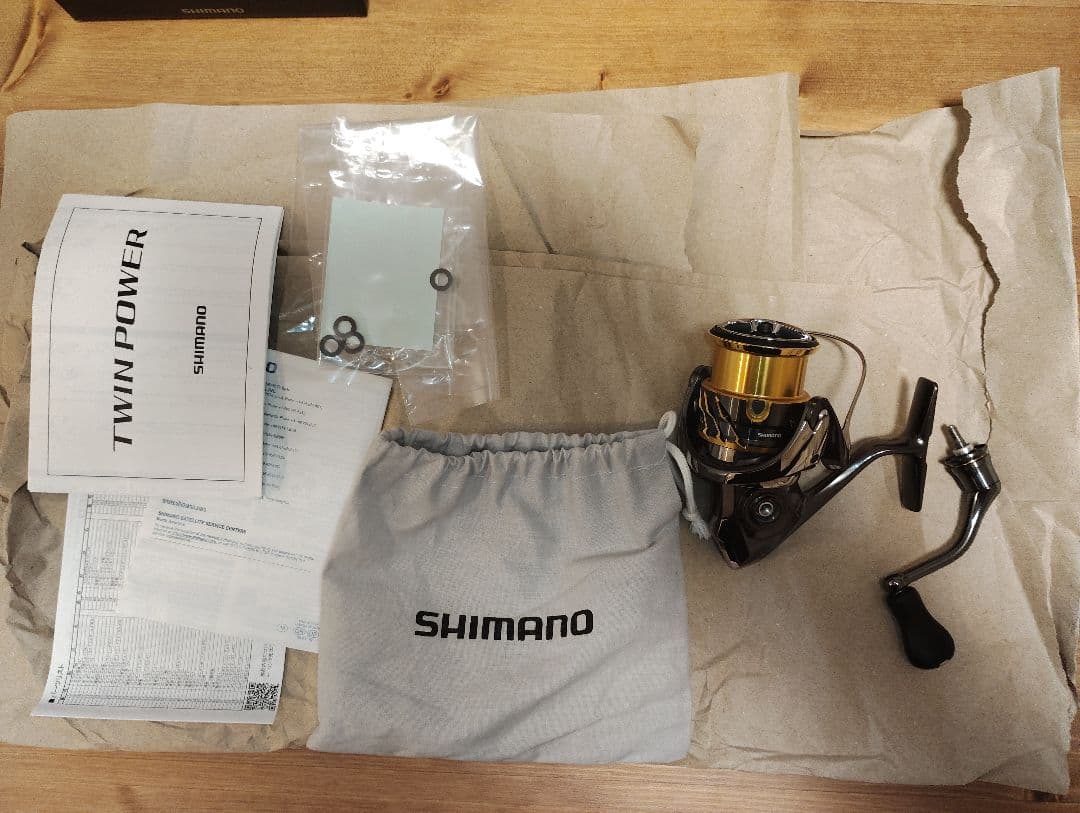 シマノ ツインパワー 2500SHG スピニングリール20