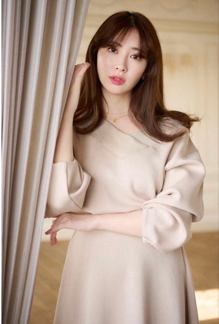 Her lip to Easy Essential Jersey Dress 黒