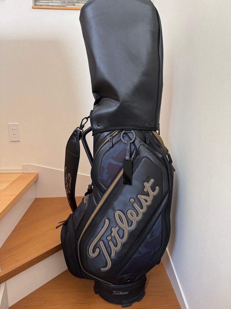 値下げ！Titleist キャディバッグ ミッドナイトカモ
