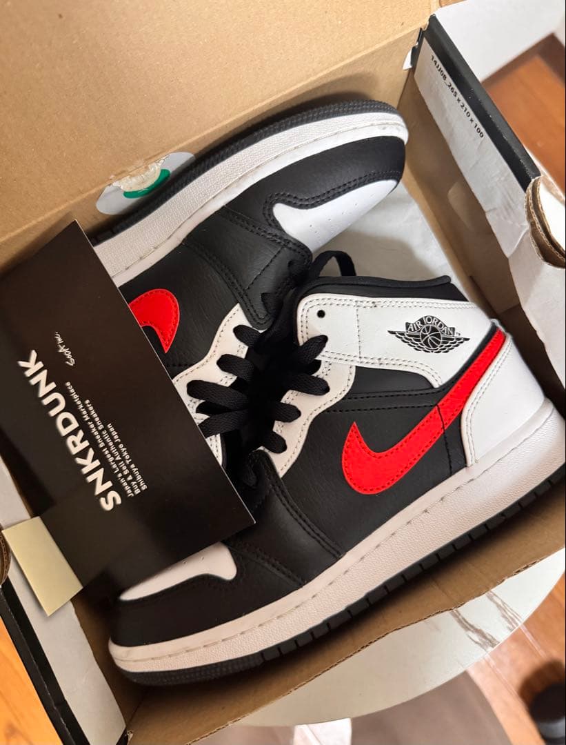 シューズ(男性用) NIKE AIR JORDAN 1 MID BLACK/CHILE 23cm