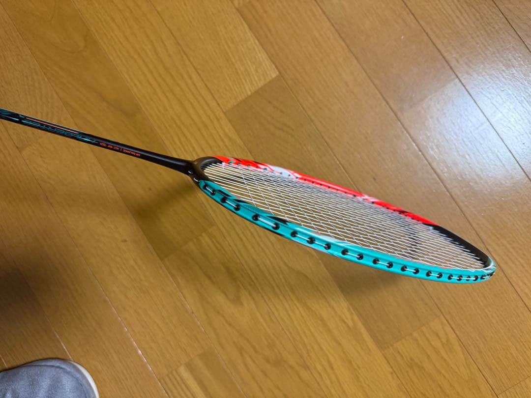 LI-NING・HEC7000 4u5g