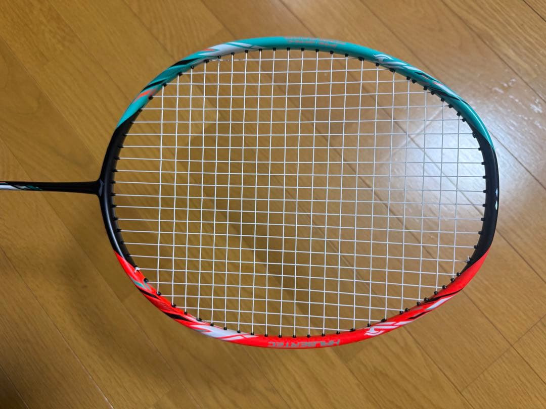 LI-NING・HEC7000 4u5g