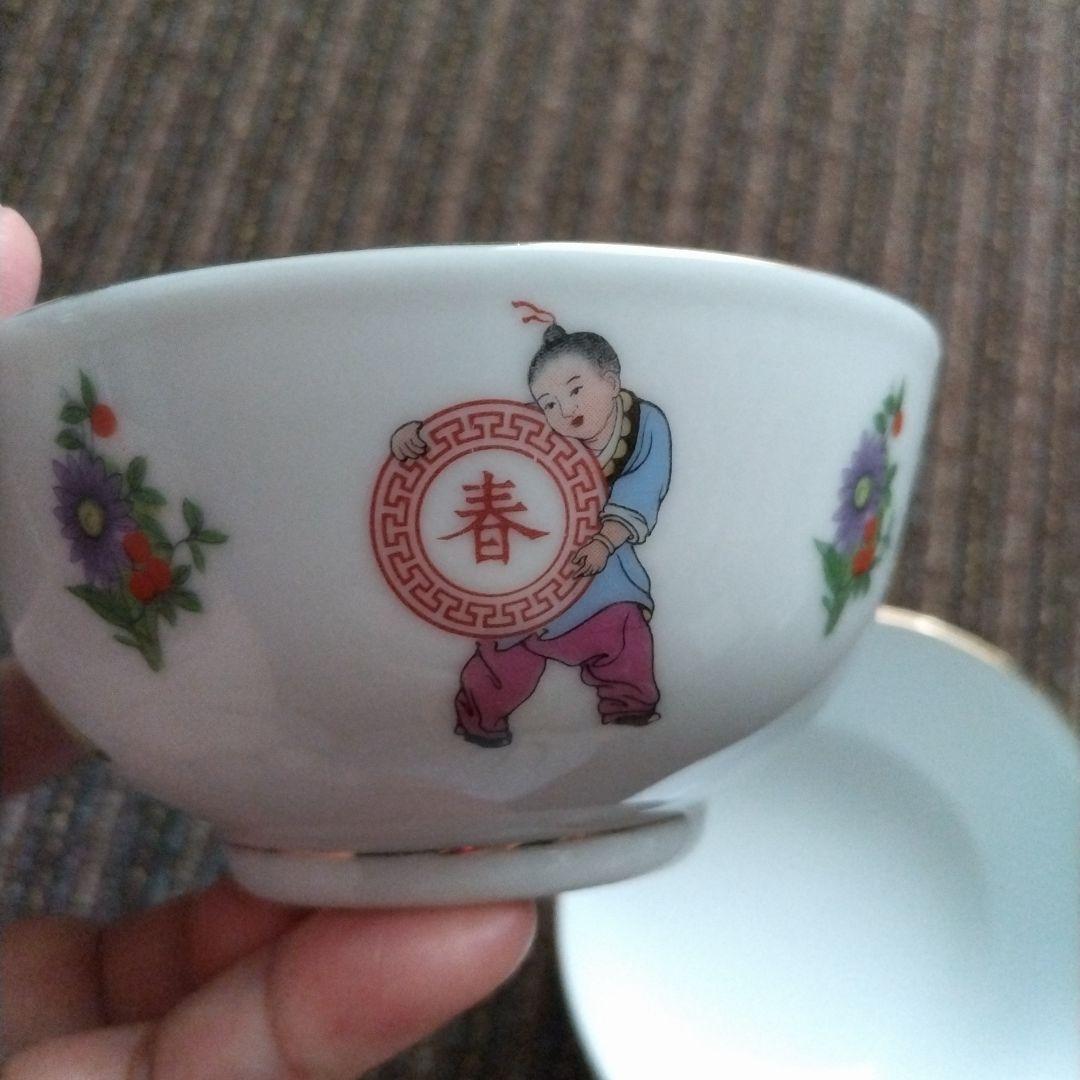 【美品】中国景徳鎮　唐子／童子　「四季常春」　茶碗　２客