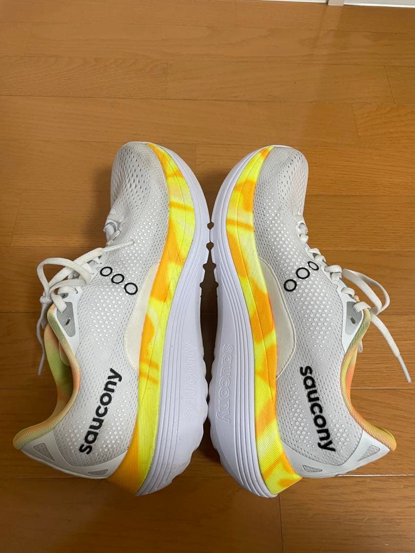 T*R様 Saucony Endorphin トレーナー 27.0