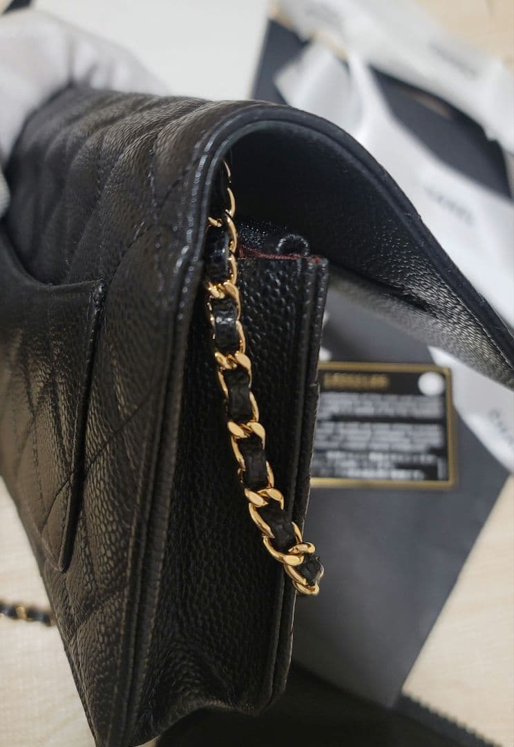 CHANEL チェーンウォレット　キャビアスキン　CHANEL