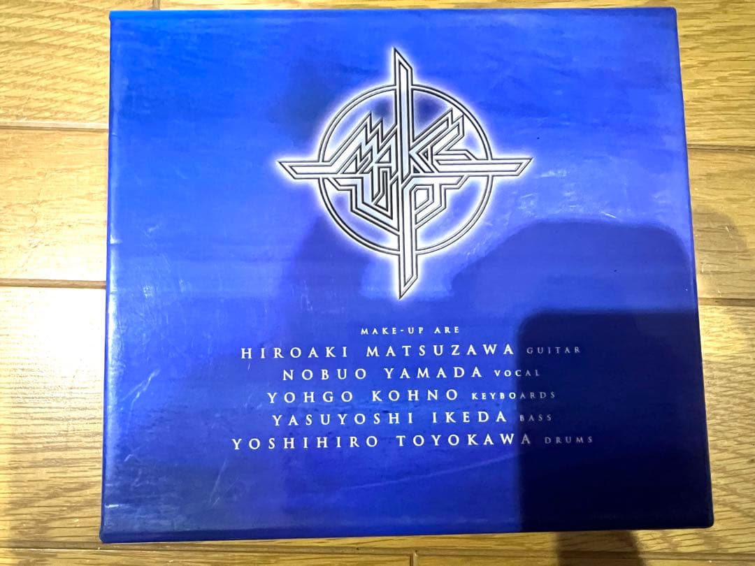 2,000セット完全限定生産 MAKE-UP MEMORIES OF BLUE