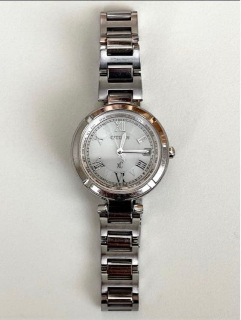 シチズンクロスシー　腕時計　レディース　女性用　シルバー　CITIZEN