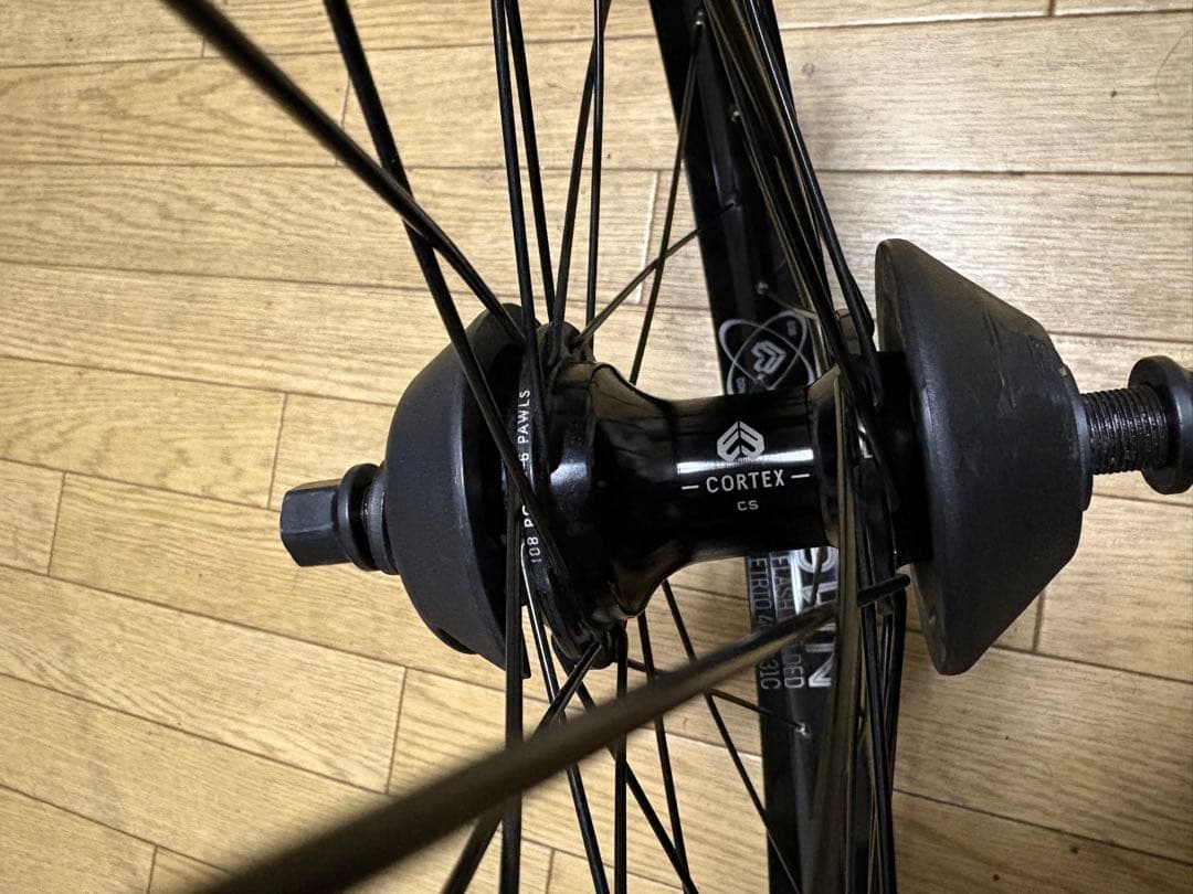 セール中ECLAT CORTEX EVO CASSETE LHD BMXホイール