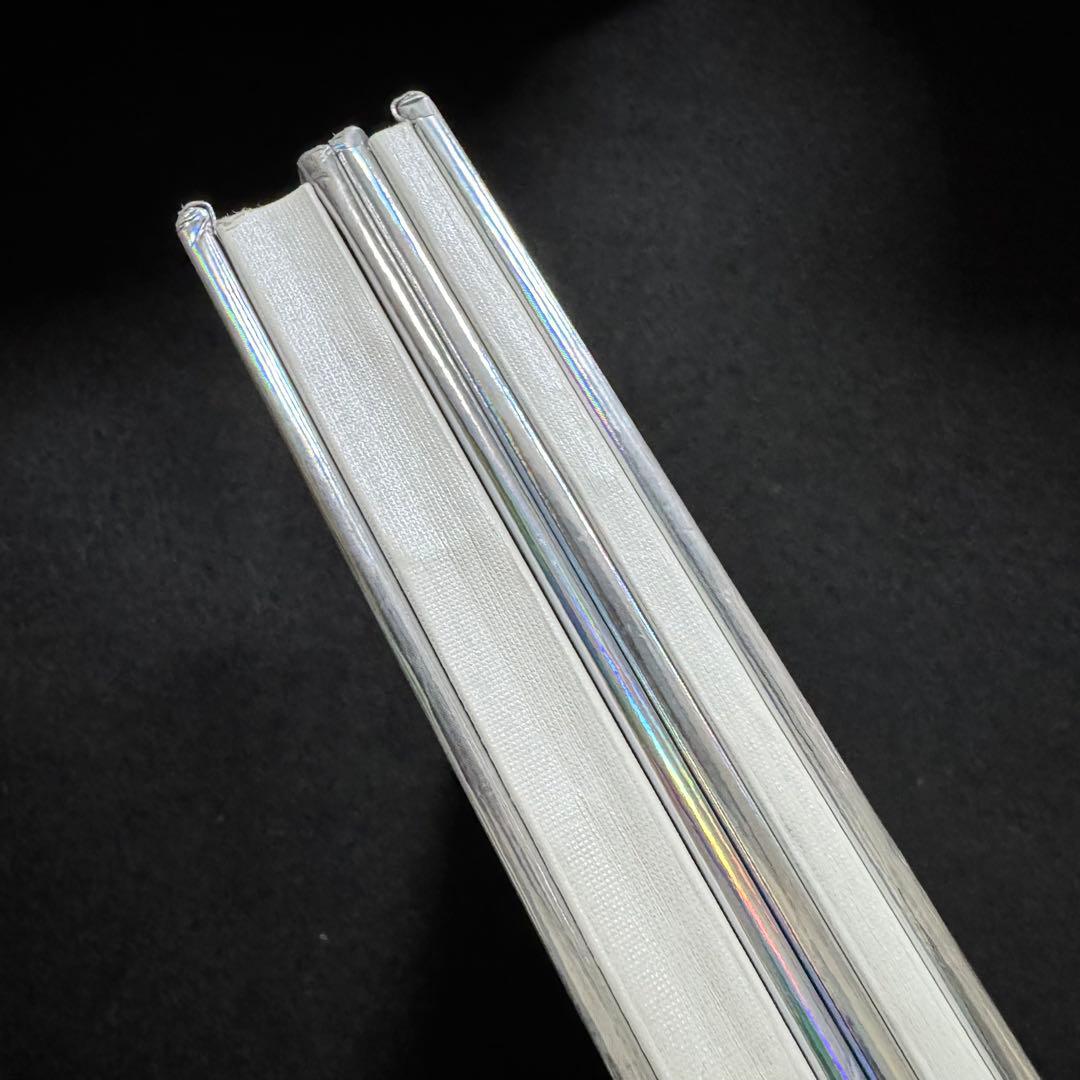三菱商事UBSリアルティ株式会社記念誌 WHOLE MCUBSR CATALOG