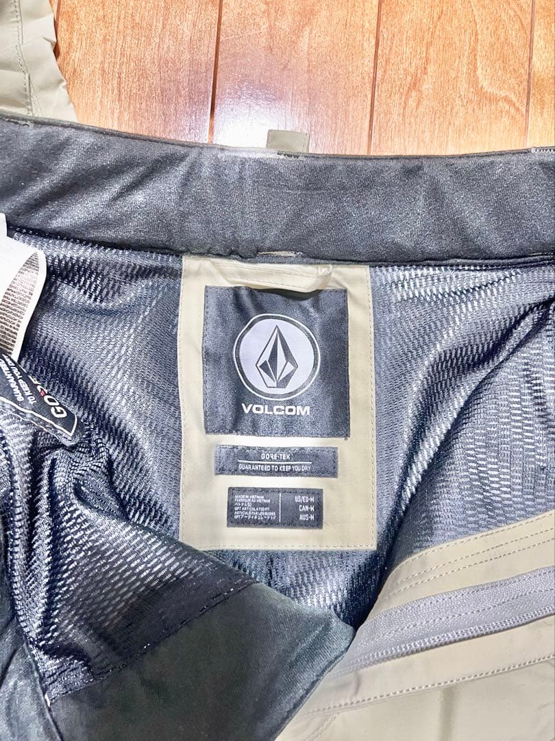 【期間限定値下げ】ボルコムGORE-TEX スノーボード用パンツ