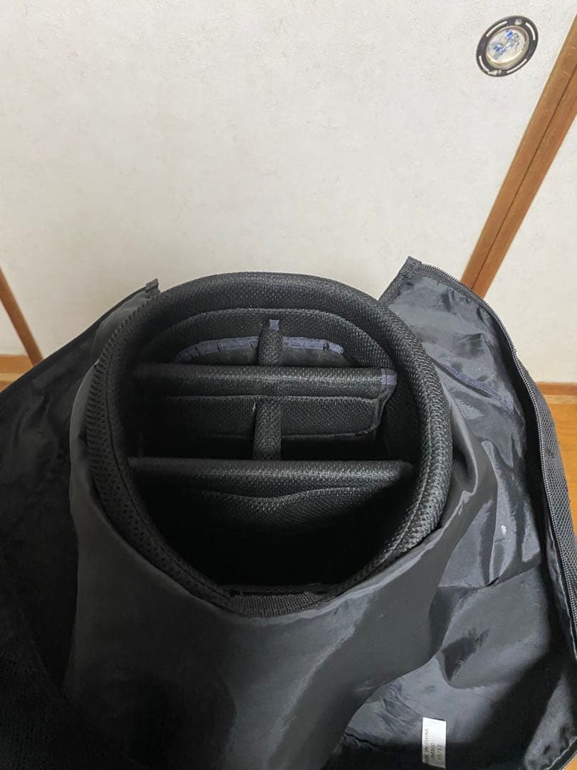 adidas キャディバッグ 黒赤 フード付き