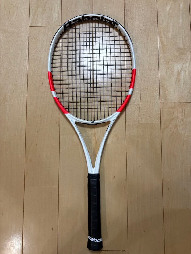 Babolat ピュアストライク 98