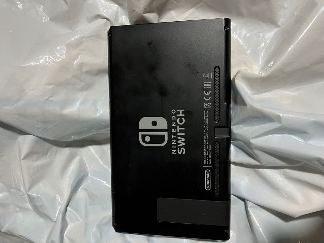 中古 Nintendo Switch 本体と箱のみ
