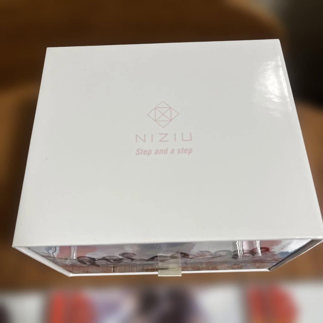 NiziU step and a step初回限定盤
