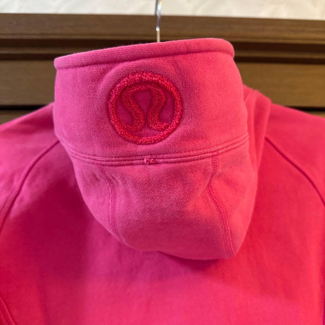 Lululemon フード付きピンクパーカー　#️⃣
