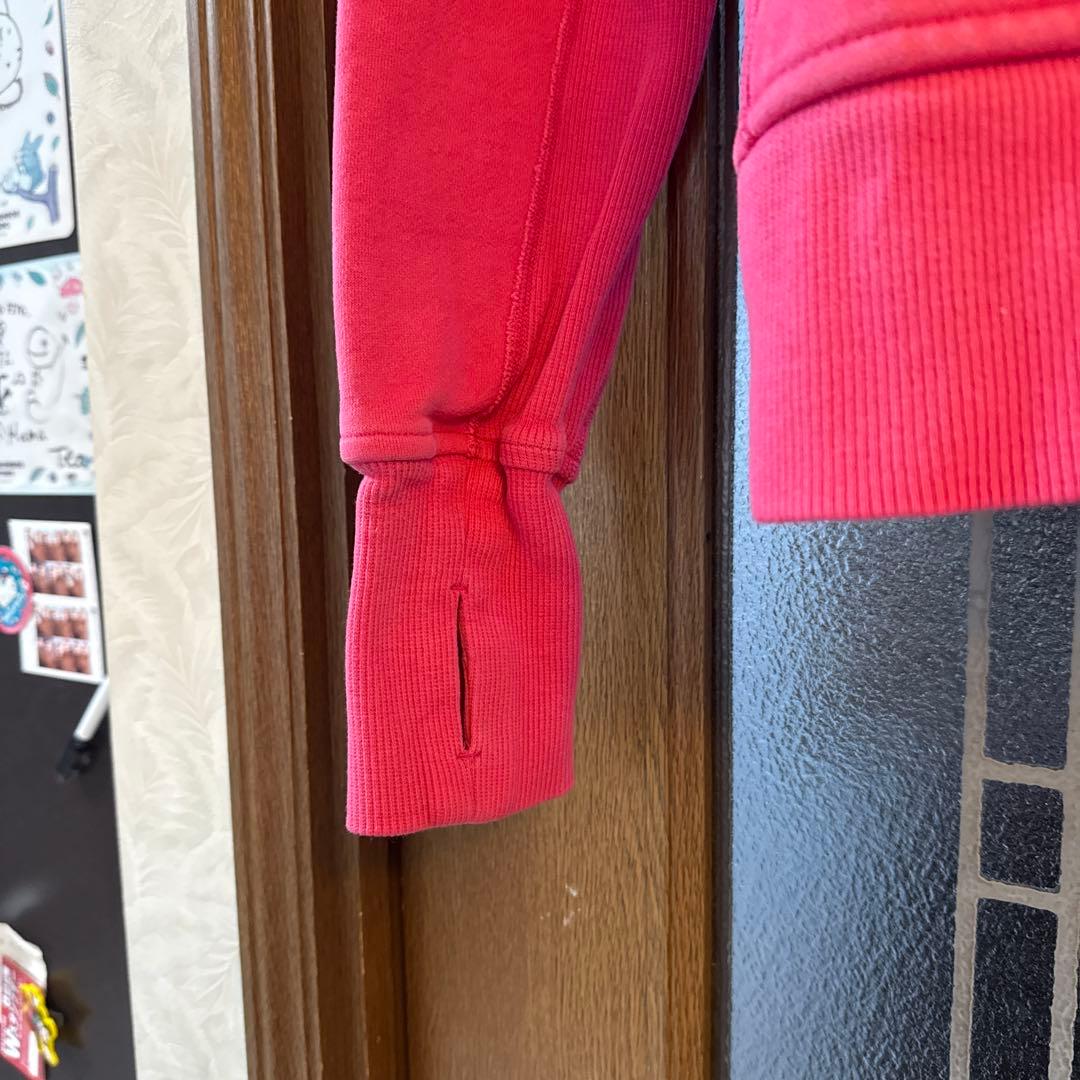 Lululemon フード付きピンクパーカー　#️⃣