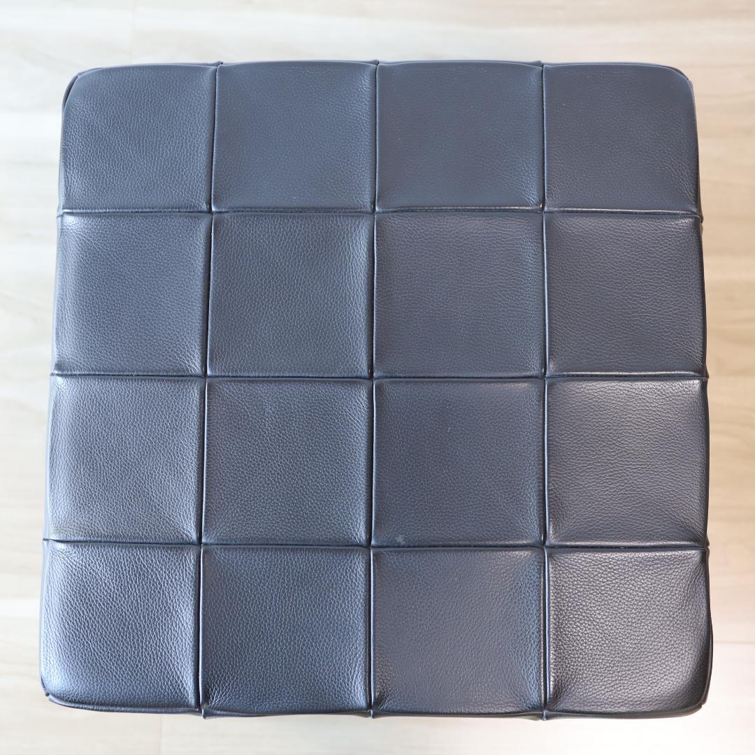 de Sede デセデ 黒総革 CUBE キューブ スツール オットマン レザー