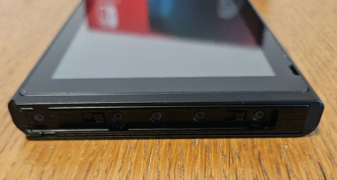 Nintendo Switch 本体 + ジョイコン + ドック(ケース付き)