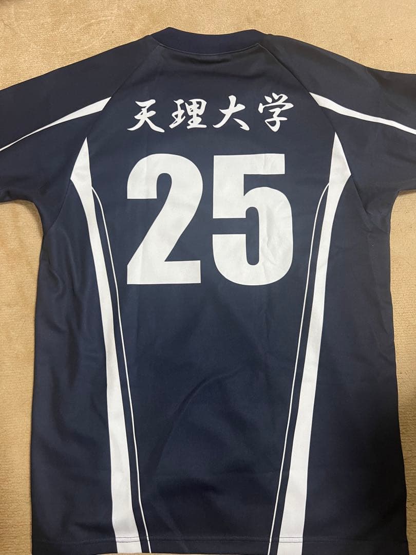 天理大学バレーボール部　ユニフォーム xl