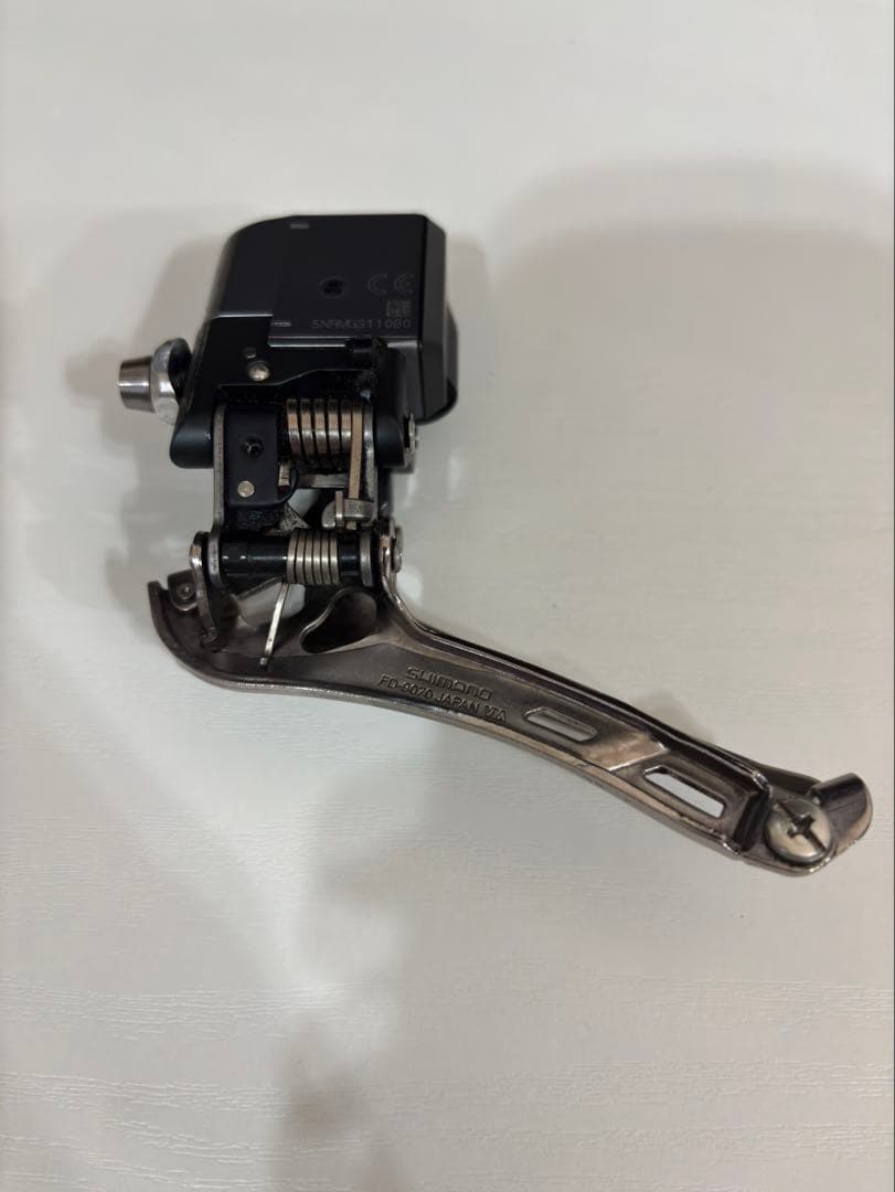 DURA-ACE r9070 di2 フロントディレイラー
