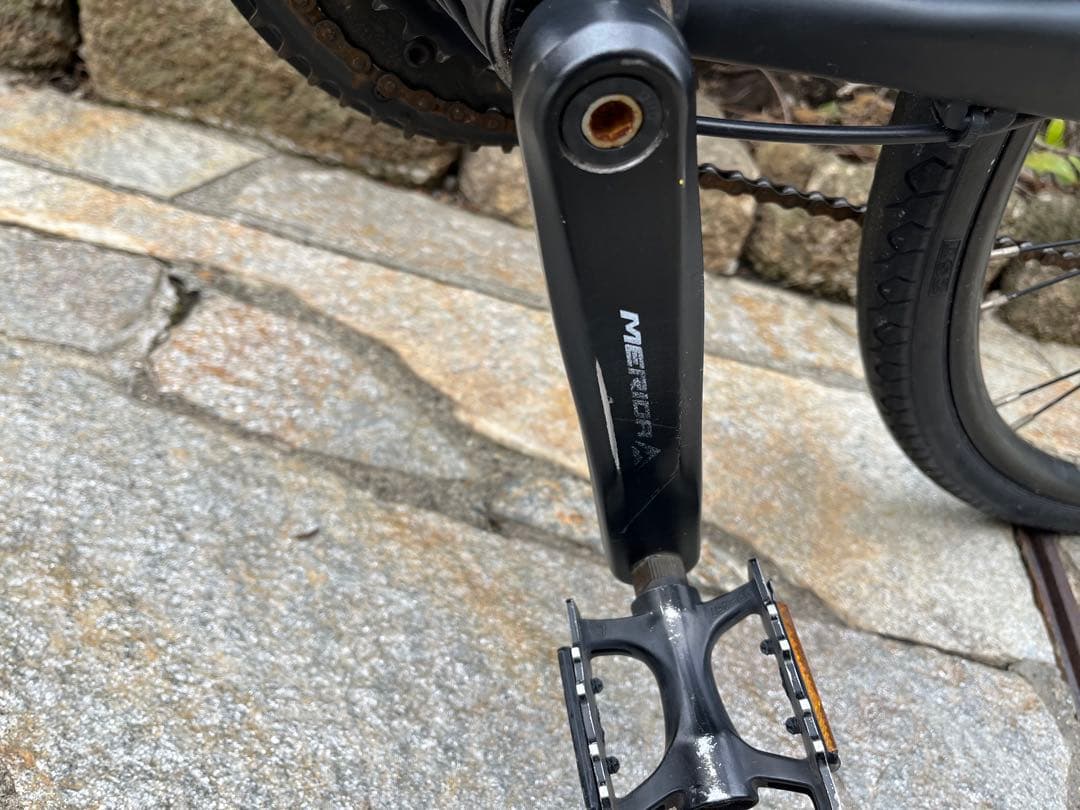 MERIDA 黒クロスバイク ass saver 3枚付き　手渡し北千住付近