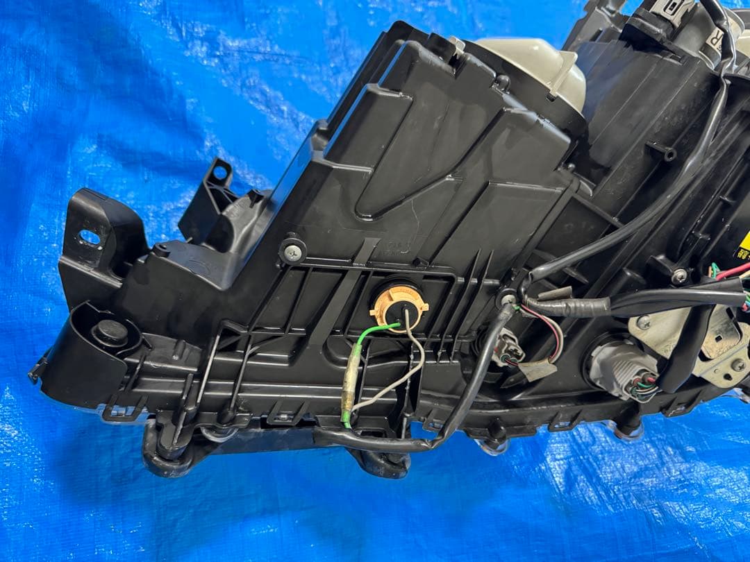 トヨタ クラウン GRS204 純正 HID ヘッドライトセット 左右